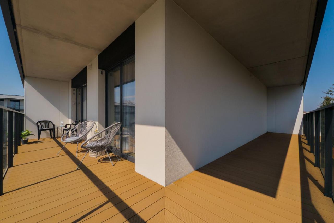 Wellness Resort Apartments Dziwnow Riverfront By Noclegi Renters Exterior photo